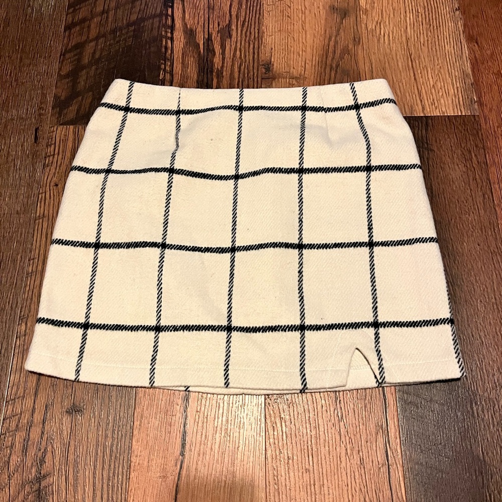 Pink Lily Checkered Mini Skirt in Cream and Black